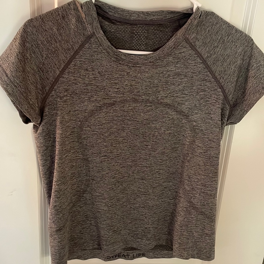 Lululemon Swiftly Tech Short-Sleeve Shirt 2.0 race length